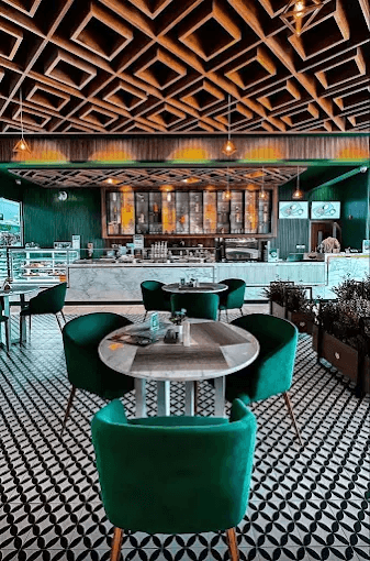 Cafe Lovella interior